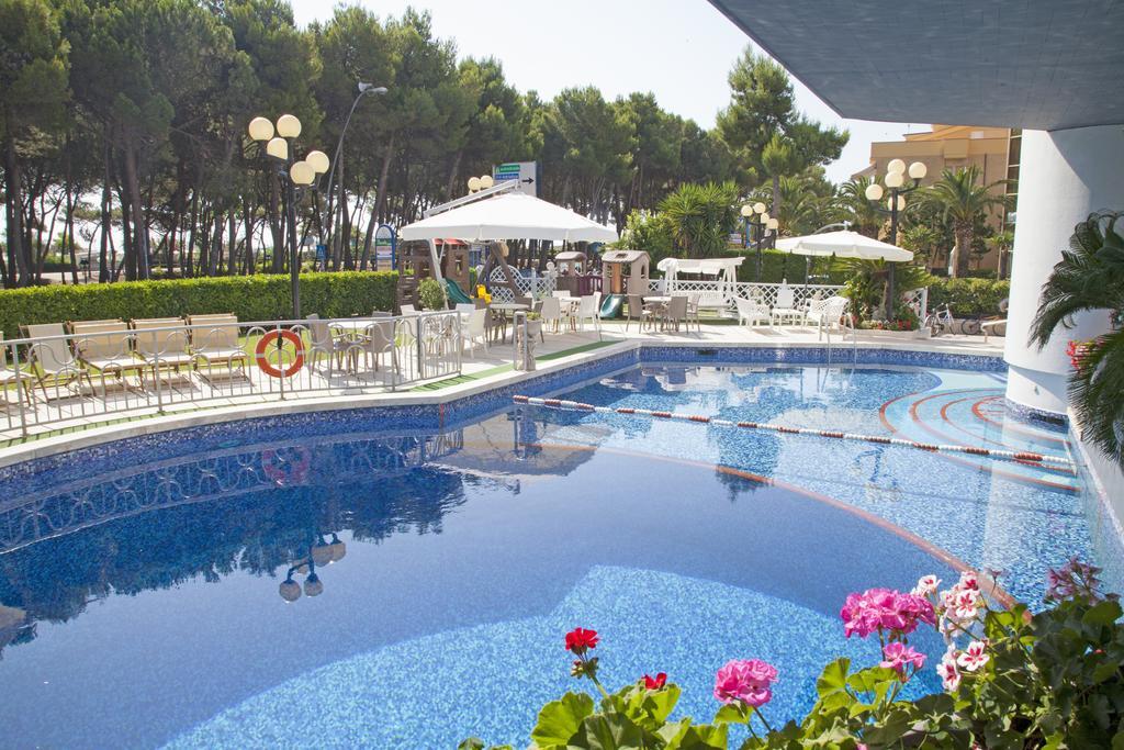 אלבה אדריאטיקה Hotel Meripol מראה חיצוני תמונה